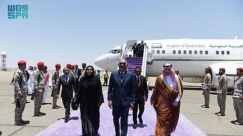 رئيس جمهورية المالديف يصل إلى المدينة المنورة