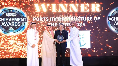 "موانئ" تحصل على جائزتي "البنية التحتية للموانئ" و "المنصة اللوجستية" ضمن جوائز "TLME 2025"