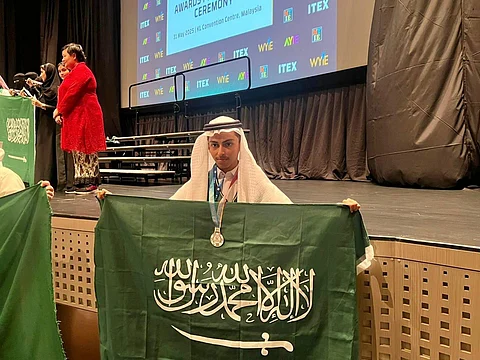 إنجاز علمي جديد: "تعليم جازان" يحصد ذهبية وفضية في "آيتكس 2025"