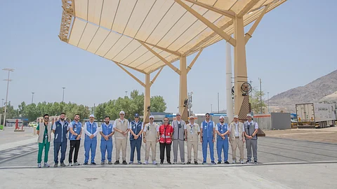 "الجلاجل" يتفقد مظلات المشاة في مشعر عرفات لتعزيز حماية الحجاج من الإجهاد الحراري