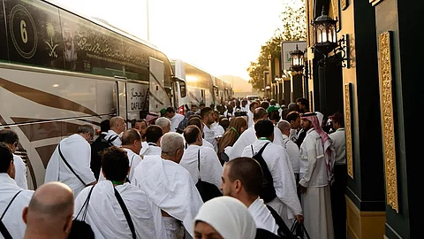 ضيوف برنامج خادم الحرمين : يوم عرفة لحظة خالدة وشاهدًا على عناية المملكة بضيوف الرحمن