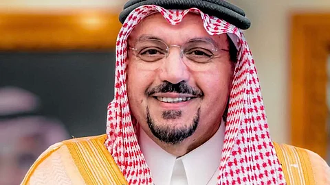 أمير القصيم ونائبه يرفعان التهنئة للقيادة بمناسبة عيد الأضحى المبارك