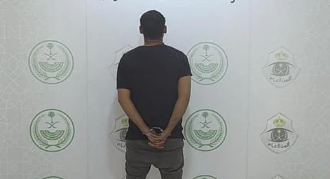 شرطة الشرقية: القبض على مقيم مصري قتل مواطنًا في الظهران واعتدى على زوجته بدافع السرقة