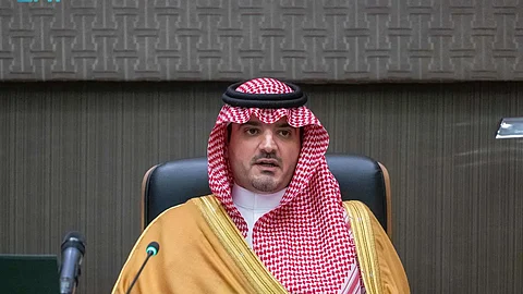 وزير الداخلية ينقل تحيات القيادة للقطاعات الأمنية والعسكرية المشاركة في حج 1446هـ