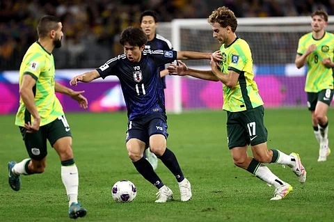 جانب من لقاء المنتخب الأسترالي ونظيره الياباني