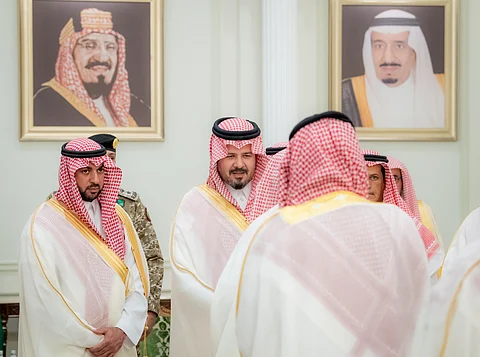 أمير المدينة المنورة يؤكد حرص القيادة الحكيمة على العناية بالحرمين الشريفين ورعاية شؤون ضيوف الرحمن