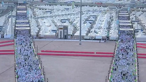 المملكة تبهر العالم بتنظيم أكبر حشد بشري في موسم حج هذا العام