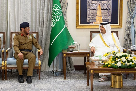 نائب أمير مكة المكرمة يستقبل مدير عام الدفاع المدني ويطّلع على أعمال المديرية في المشاعر المقدسة