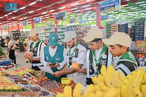 "الكشافة" يساندون وزارة التجارة في مراقبة الأسعار بمكة المكرمة والمشاعر المقدسة