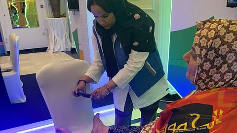 تجمع مكة الصحي ينفذ مسحًا ميدانيًا للحجاج المصابين بمرض السكري بالأشعة تحت الحمراء