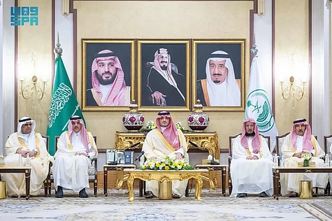 الأمير عبدالعزيز بن سعود يلتقي كبار مسؤولي وزارة الداخلية وقادة القطاعات الأمنية وقوات أمن الحج والقوات المساندة