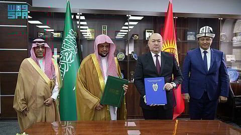 النائب العام يوقع مذكرة تفاهم مع نظيره في قرغيزستان لتعزيز التعاون القضائي