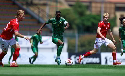 جانب من لقاء المنتخب السعودي تحت 23 عامًا لكرة القدم ونظيره الدنماركي