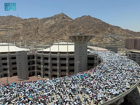 موجز "سبق" الأسبوعي: الحجيج ينهون مناسكهم في يسر وطمأنينة.. واندلاع الحرب بين إيران وإسرائيل.. وسماء السعودية وبيئتها آمنتان
