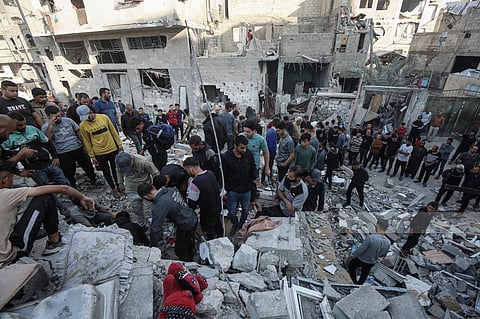 استشهاد عشرة فلسطينيين في قصف الاحتلال الإسرائيلي في غزة