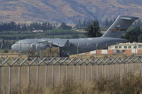القنبلة "جي بي يو-57".. السلاح الأميركي القادر على اختراق "فوردو" النووية.. 13 طن من الفولاذ المكثف