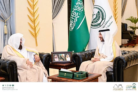 محافظ الطائف يشيد بجهود الشؤون الدينية خلال استقباله الشيخ السديس
