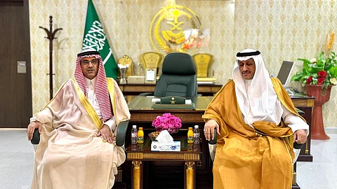 محافظ ميسان يستقبل مدير تعليم الطائف ويكرّم مدير مكتب التعليم السابق