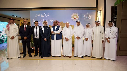 "عسل الشفاء" توقّع مذكرة تفاهم مع جمعية النحالين بالباحة تحت رعاية وزارة البيئة والمياه والزراعة