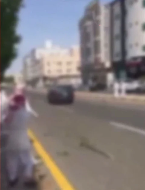 ضبط أحداث خالفوا أنظمة المرور.. وتسببوا في مضايقة المركبات بعسير