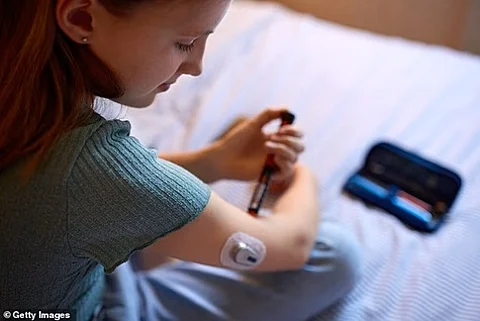 يباع في دول عربية.. "الغذاء والدواء الأمريكية" تستدعي ملايين أجهزة مراقبة السكر بسبب عطل خطير
