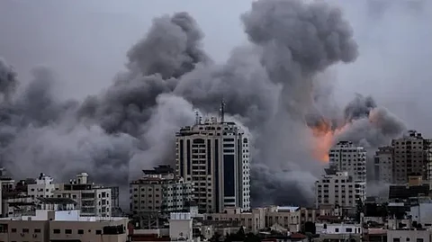 فلسطين ..17 حالة سقوط شظايا في الضفة خلال 24 ساعة بسبب التصعيد العسكري