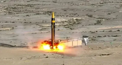 إيران تستخدم صاروخ "خيبر" الباليستي متعدد الرؤوس لأول مرة ضد إسرائيل
