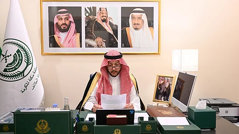 الأمير سعود بن نهار يبحث مع أمين الطائف برامج وفعاليات موسم الصيف