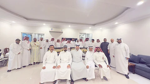 مدرسة بجدة تكرم اثنين من معلميها لتقاعدهما