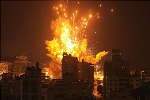 100 شهيد خلال 24 ساعة.. قصف إسرائيلي عنيف يحصد أرواح الفلسطينيين في غزة