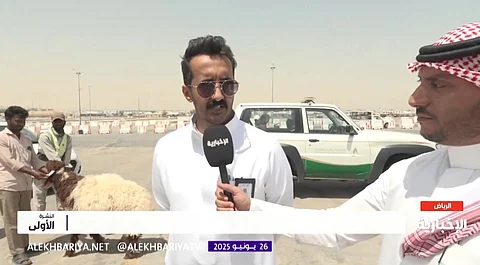 مدير سوق العزيزية: بيع المواشي بالوزن يتم بالتراضي والميزان الإلكتروني يسجل بيانات تفصيلية لكل رأس
