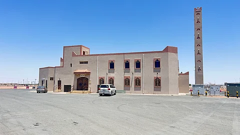 خطيب جامع بحائل يحث الطلبة على استثمار الإجازة ويحذر من السهر والنوم نهارًا