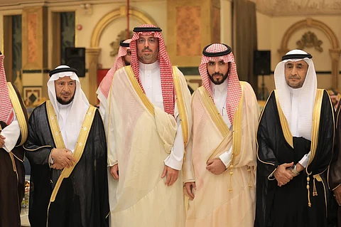 محافظ جدة يشرف حفل زواج نجل العميد الحميدي السبيعي