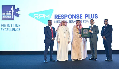 "الاستجابة الطبية العاجلة" تحتفي بفرق الطوارئ في قمة التميز بالرياض