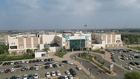 1600 عملية قلب مفتوح وقسطرة يجريها مركز القلب بجازان خلال النصف الأول من 2025