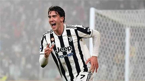 دوسان فلاهوفيتش مهاجم يوفنتوس الإيطالي