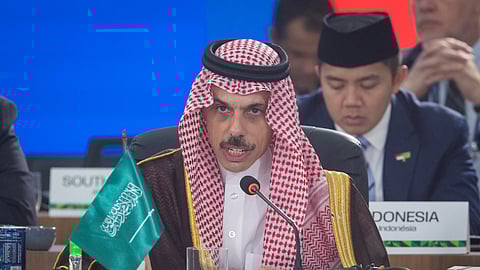 نيابةً عن ولي العهد.. وزير الخارجية يشارك في جلسة "البيئة.. مؤتمر الأطراف لتغيّر المناخ COP30.. والصحة العالمية" خلال قمة بريكس 2025