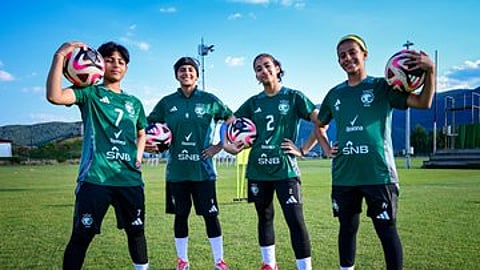 لاعبات المنتخب السعودي لكرة القدم للناشئات تحت 17 عامً خلال التدريبات