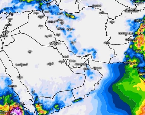 الجهني يتوقع تصاعد الضخ المداري الرطب على المملكة خلال الفترة القادمة