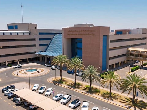 المدينة المنورة..نجاح جراحة ترميم معقّدة في المسالك البولية لطفل بمدينة الملك سلمان الطبية