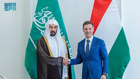 وزير العدل يلتقي نظيره المجري ويبحث معه التعاون القضائي ويوقّع مذكرة تفاهم