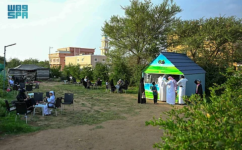 شاهد مزارع التوت في عسير.. وجهة سياحية ترسم ملامح جديدة للسياحة الزراعية