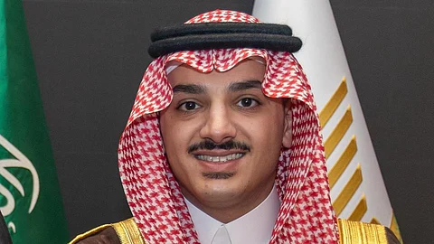 الأستاذ محمد بن مشهور اللحياني