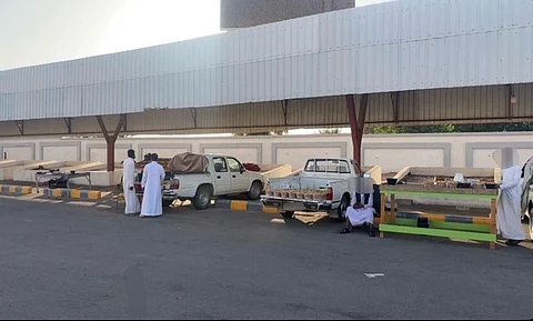 منتجات مجهولة دون سجل زراعي .. مطالبات بتكثيف الرقابة على سوق الرطب الموسمي في القويعية