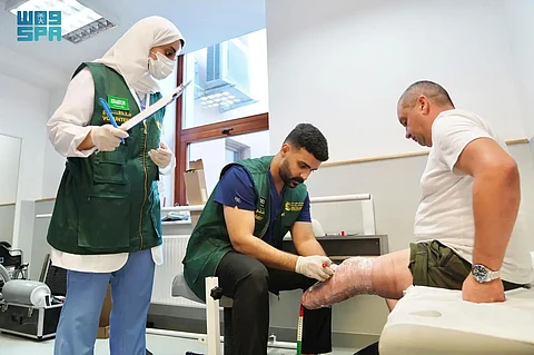 مركز الملك سلمان للإغاثة يدشن مشروعًا طبيًا في بولندا ويوقّع اتفاقية لدعم التعليم في اليمن