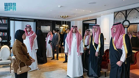 لندن .. الأمير عبدالعزيز بن سعود يلتقي مجموعة من منسوبي "الداخلية" المبتعثين للدراسة في الخارج