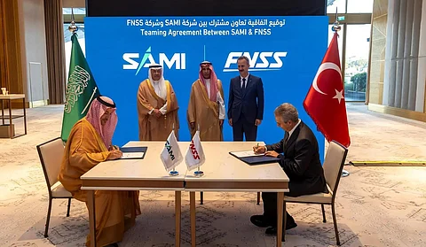 الشركة السعودية للصناعات العسكرية (SAMI) تعزز توطين صناعة الأنظمة الأرضية عبر اتفاقيات تعاون بالمملكة