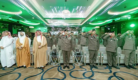 تحت رعاية الأمير عبدالعزيز بن سعود.. الفريق البسامي يدشّن عددًا من خدمات الأمن العام في منصة "أبشر"