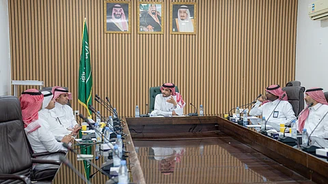 رئيس بلدية صبيا يطّلع على مشاريع حضرية لتحسين المشهد العام وجودة الحياة