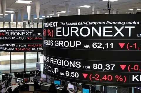 الأسهم الأوروبية تبلغ ذروتها بدعم من التفاؤل إزاء اتفاق محتمل مع أمريكا